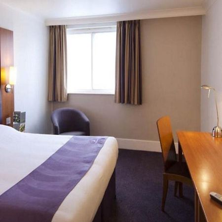 Premier Inn Nottingham Arena Bagian luar foto